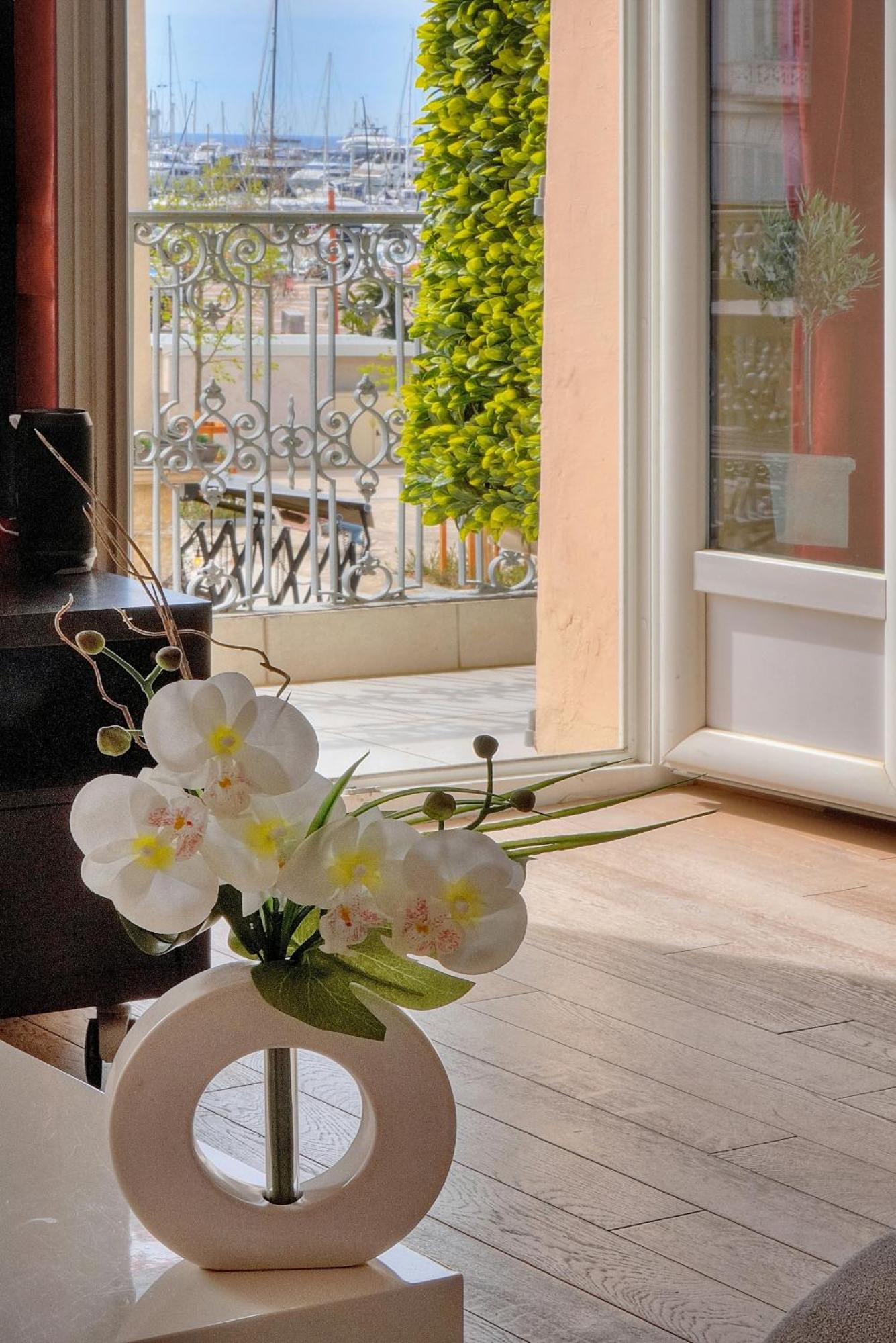 Moderne 3 Pieces Idealement Situe Centre De Cannes L! A2B22 Kültér fotó